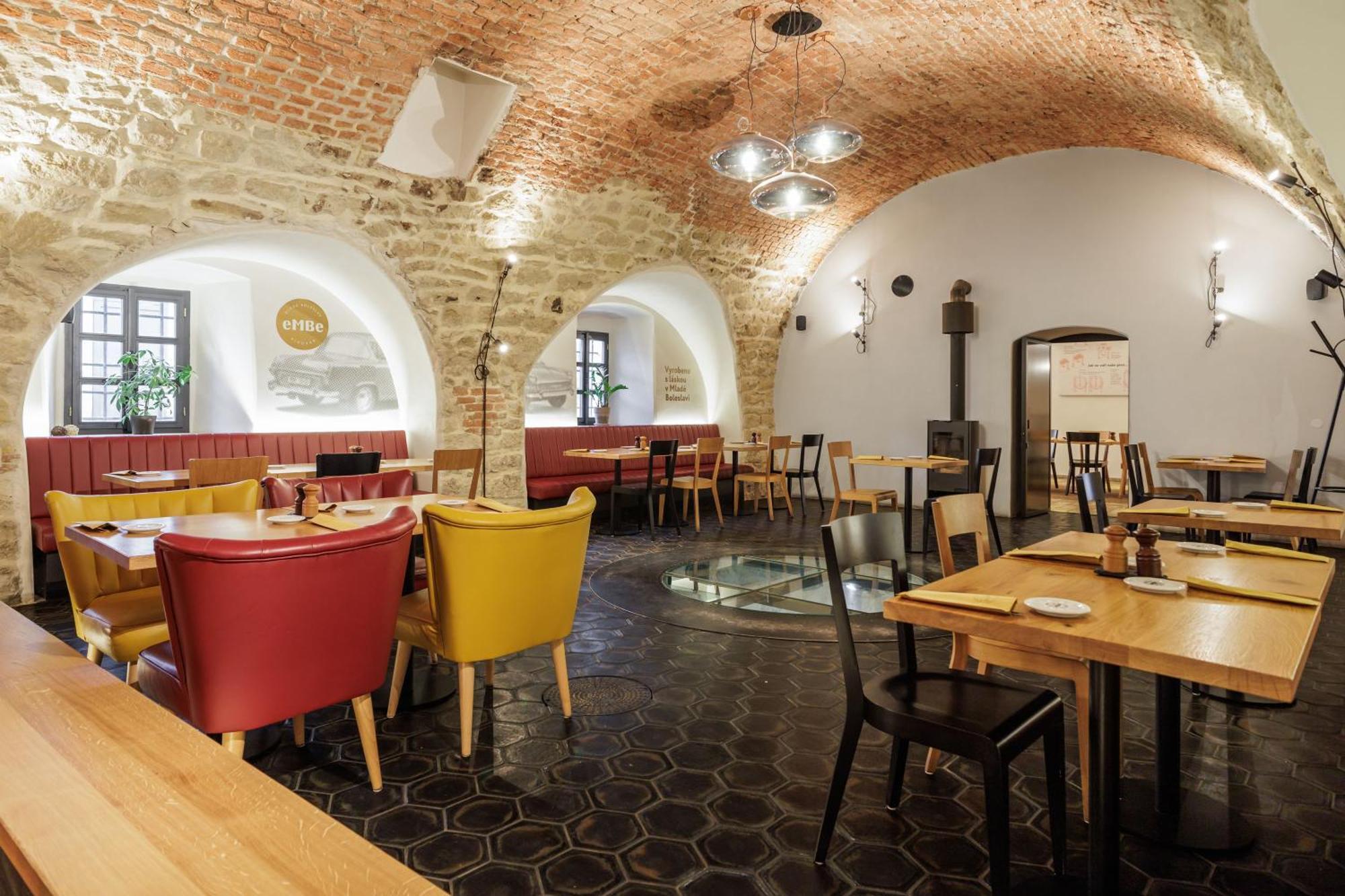 River Apartments Mladá Boleslav エクステリア 写真