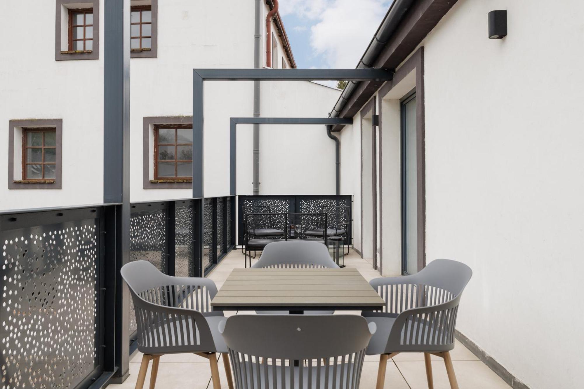 River Apartments Mladá Boleslav エクステリア 写真