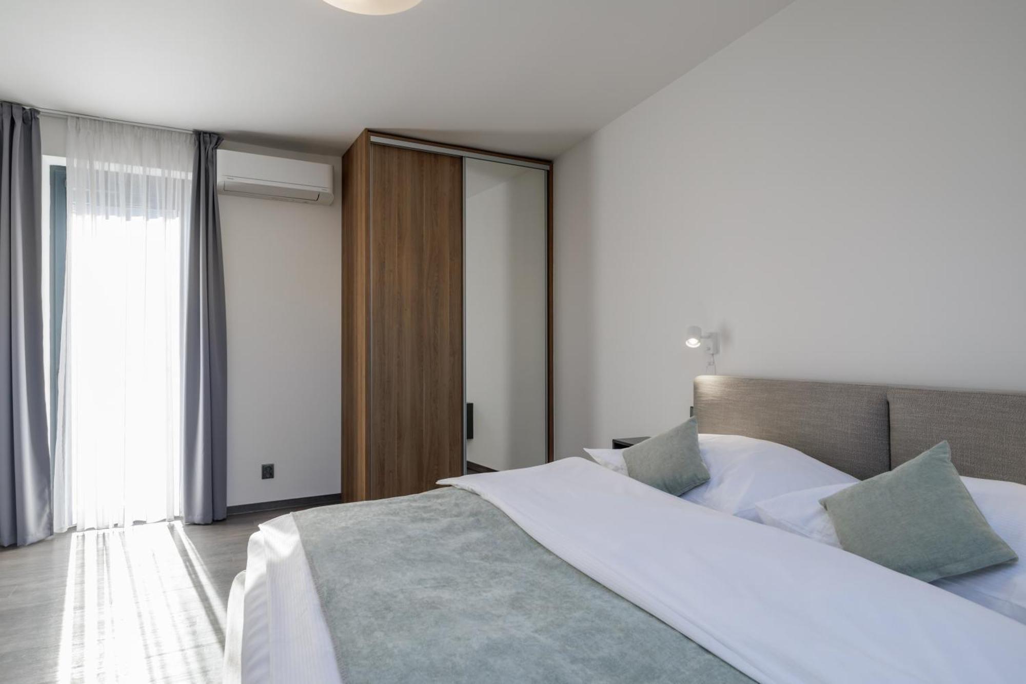 River Apartments Mladá Boleslav エクステリア 写真