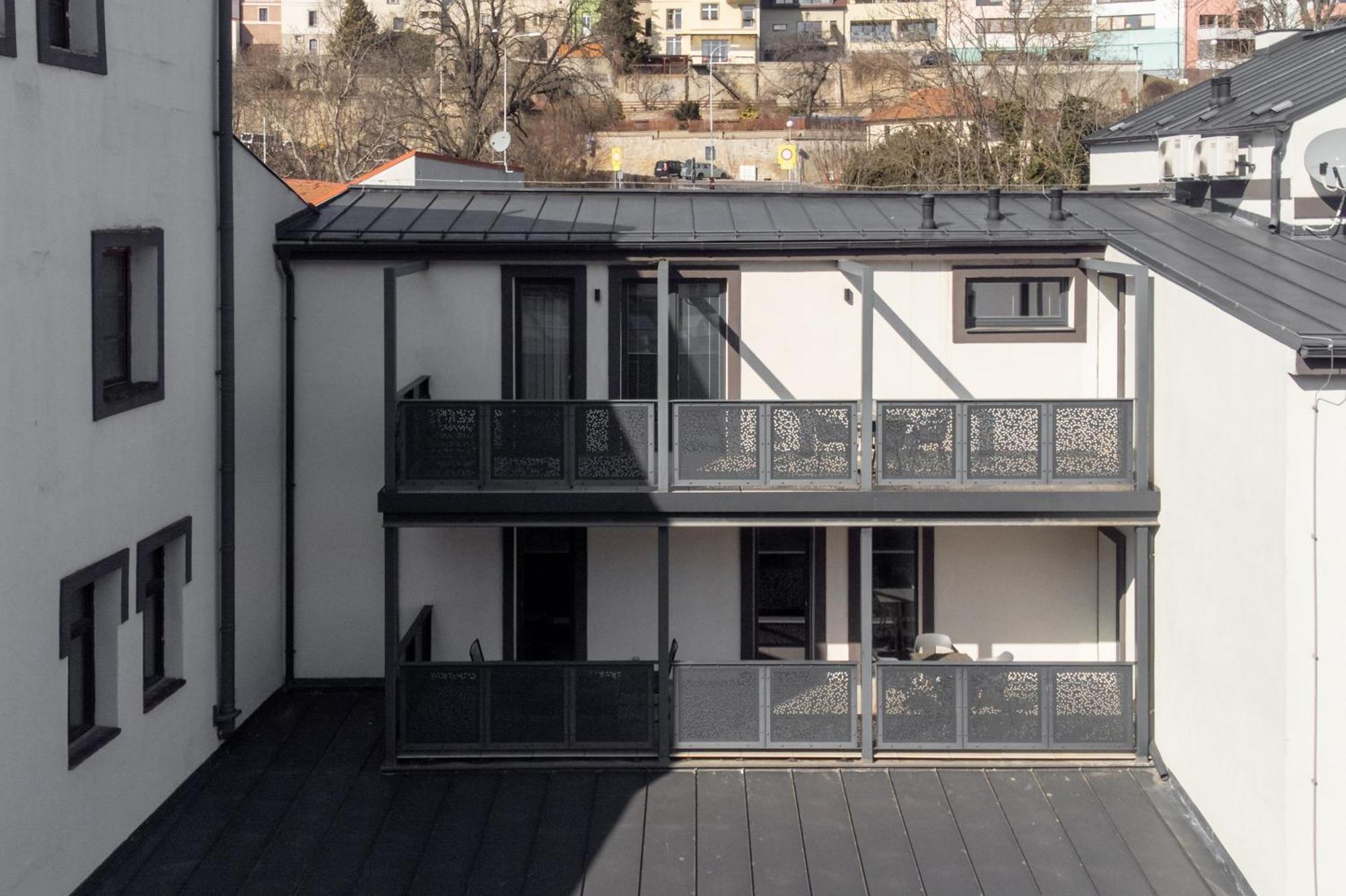 River Apartments Mladá Boleslav エクステリア 写真